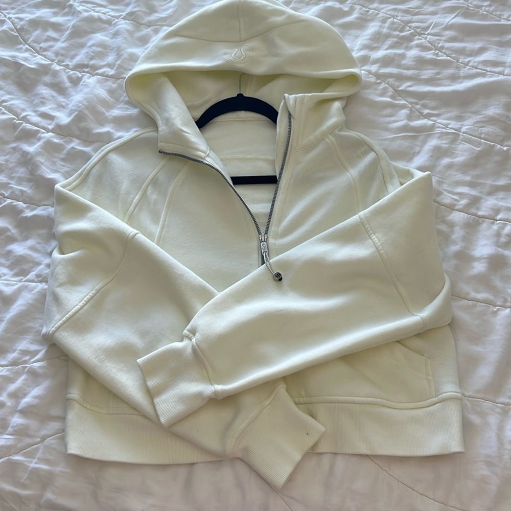 Lululemon Scuba Cropped Full Zip Up in Lemon Sorbet
